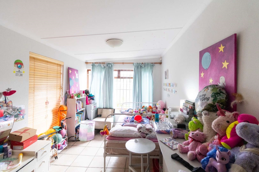 4 Bedroom Property for Sale in Sandbaai Western Cape